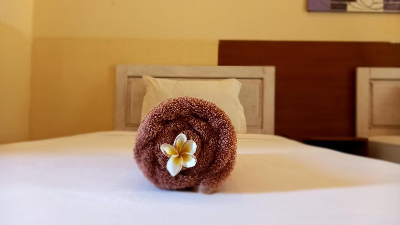 Wisma Bunda Gili Trawangan Buitenkant foto